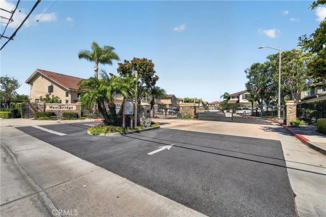13694 Eastbridge, Westminster, CA 92683
