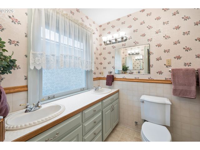 3025 Ne 17TH Ave, Portland, OR 97212