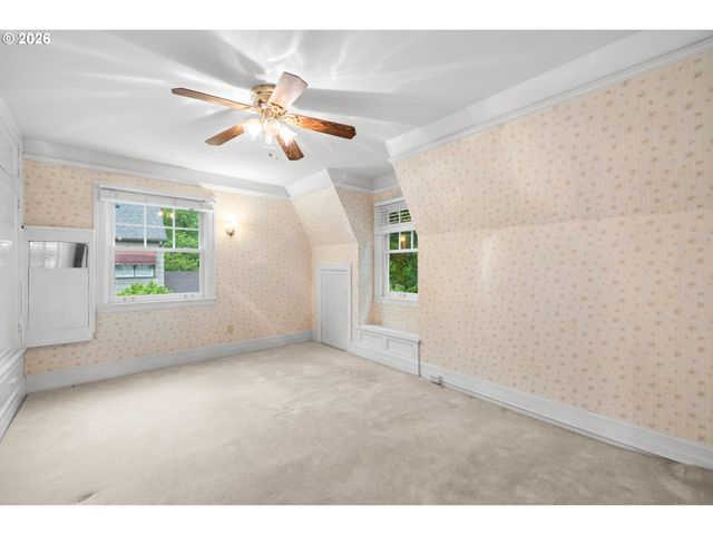 3025 Ne 17TH Ave, Portland, OR 97212