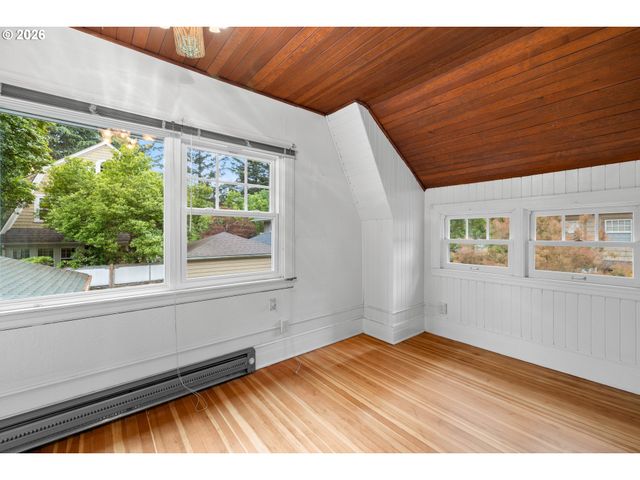 3025 Ne 17TH Ave, Portland, OR 97212