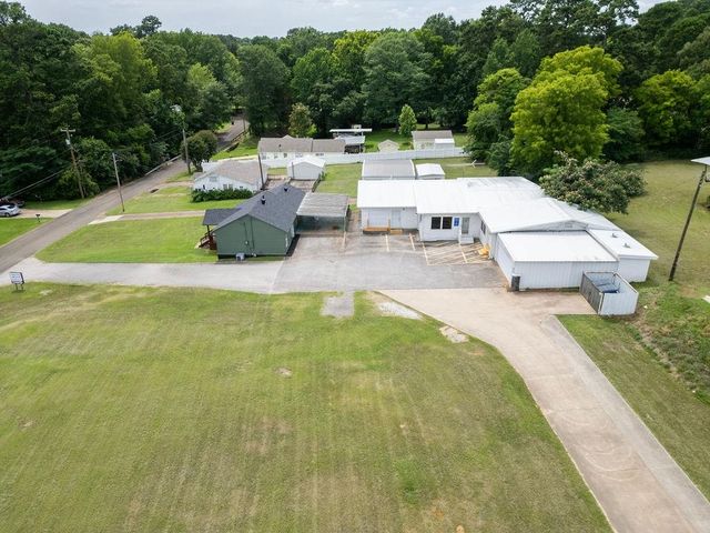 203 W Branch St., Longview, TX 75604