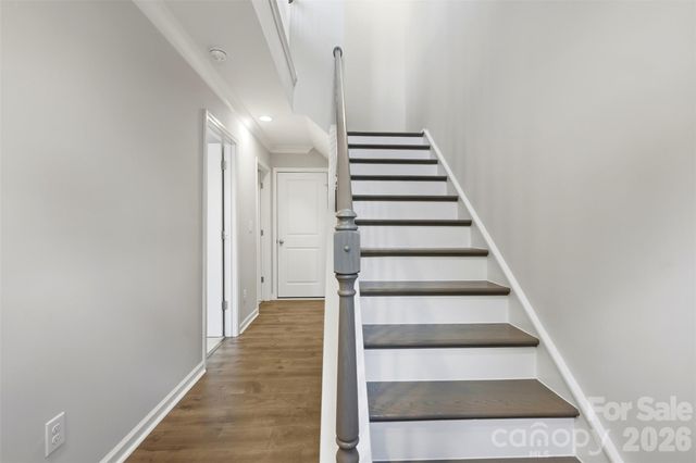 604 Tudor Park Way, Charlotte, NC 28211