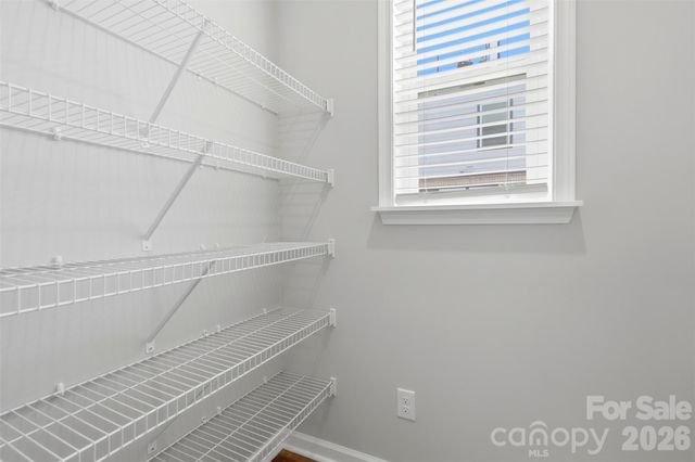 604 Tudor Park Way, Charlotte, NC 28211