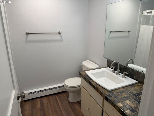 741 Nw JACKSON St, Hillsboro, OR 97124