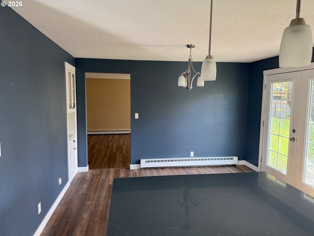 741 Nw JACKSON St, Hillsboro, OR 97124