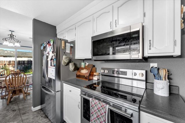 1525 Franzel Road, Red Bluff, CA 96080