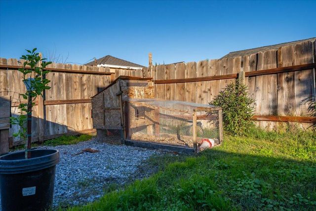 1525 Franzel Road, Red Bluff, CA 96080