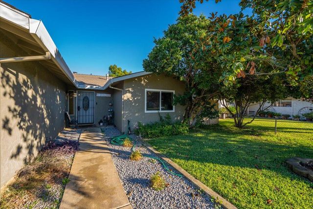 1525 Franzel Road, Red Bluff, CA 96080