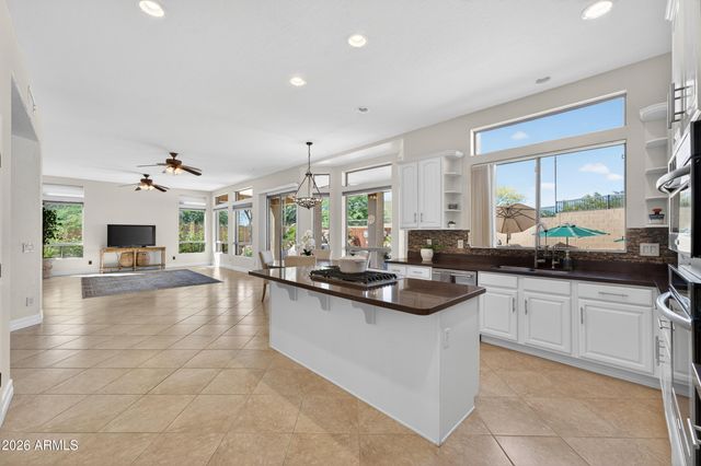 7538 E TYNDALL Circle, Mesa, AZ 85207