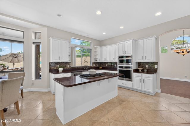 7538 E TYNDALL Circle, Mesa, AZ 85207