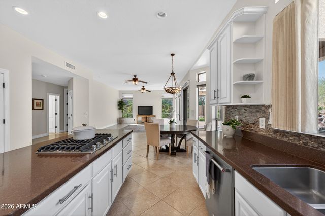 7538 E TYNDALL Circle, Mesa, AZ 85207