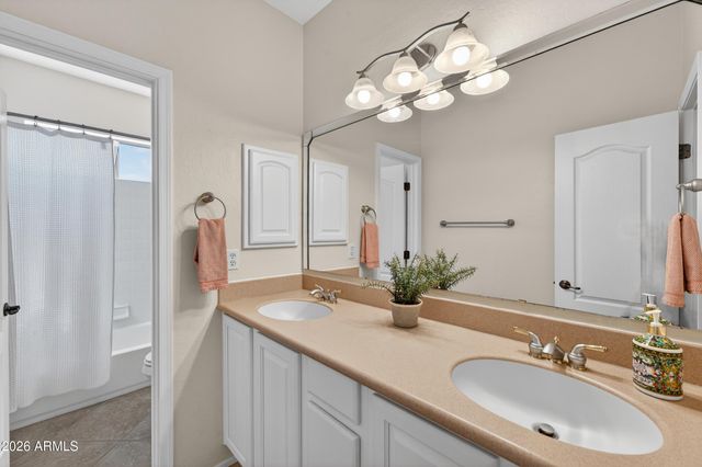 7538 E TYNDALL Circle, Mesa, AZ 85207