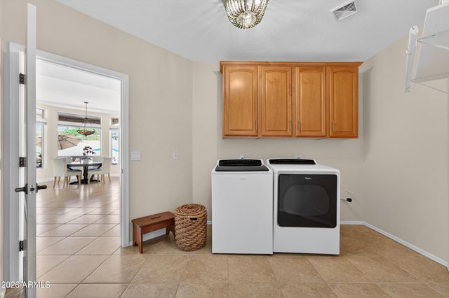 7538 E TYNDALL Circle, Mesa, AZ 85207