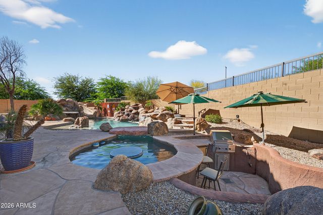 7538 E TYNDALL Circle, Mesa, AZ 85207