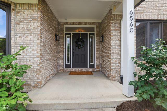 6560 Calais Circle, Indianapolis, IN 46220
