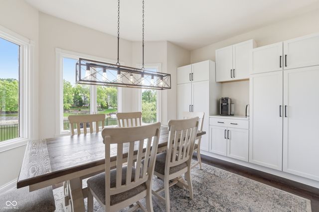 6560 Calais Circle, Indianapolis, IN 46220