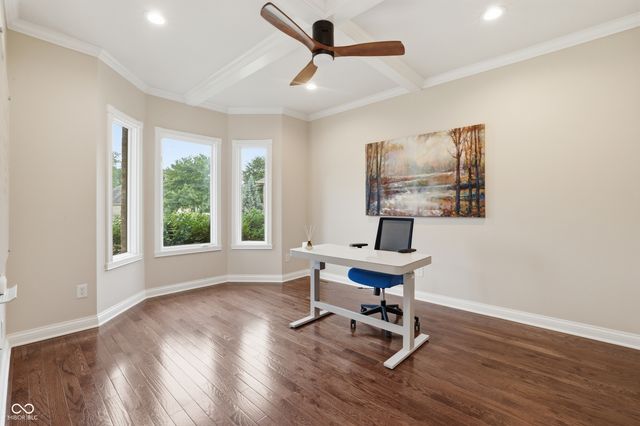 6560 Calais Circle, Indianapolis, IN 46220