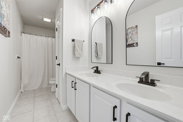 6560 Calais Circle, Indianapolis, IN 46220