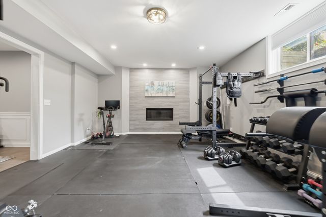 6560 Calais Circle, Indianapolis, IN 46220