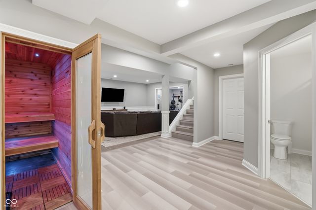 6560 Calais Circle, Indianapolis, IN 46220