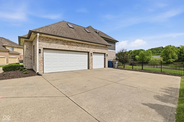 6560 Calais Circle, Indianapolis, IN 46220