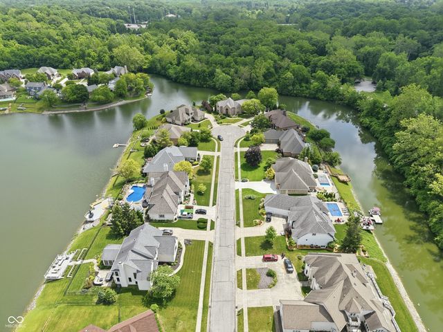 6560 Calais Circle, Indianapolis, IN 46220