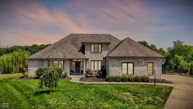 6560 Calais Circle, Indianapolis, IN 46220