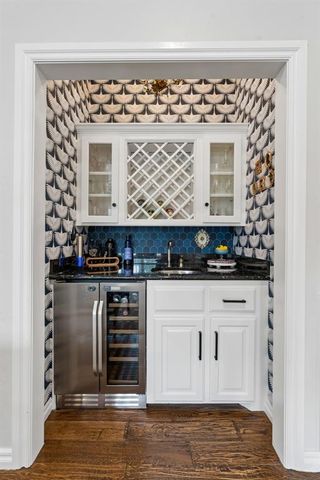 6109 Oak Forest Road, Edmond, OK 73025