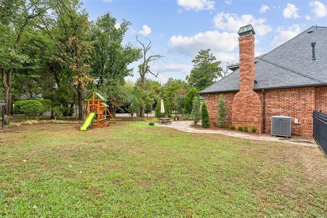6109 Oak Forest Road, Edmond, OK 73025