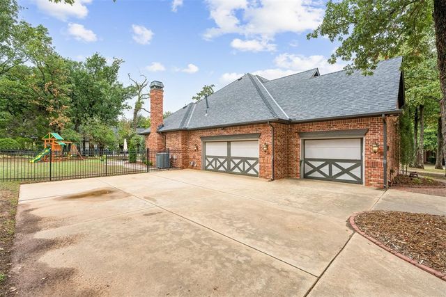 6109 Oak Forest Road, Edmond, OK 73025