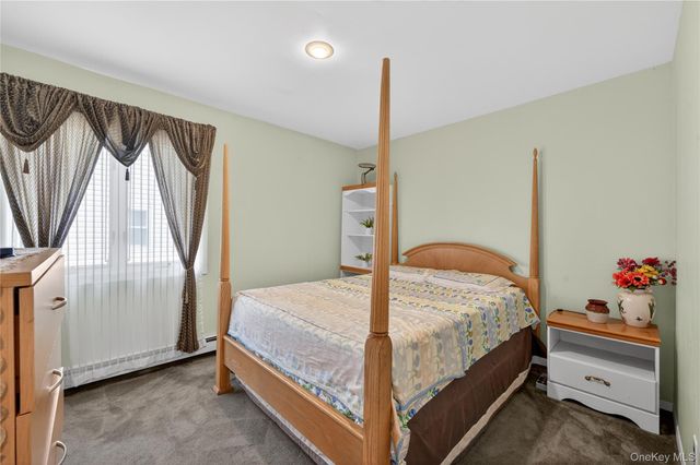 9 Smith Place, Williston Park, NY 11596