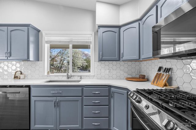 1760 8th Avenue, Clarkston, WA 99403