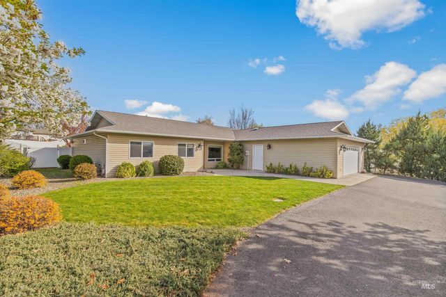 1760 8th Avenue, Clarkston, WA 99403