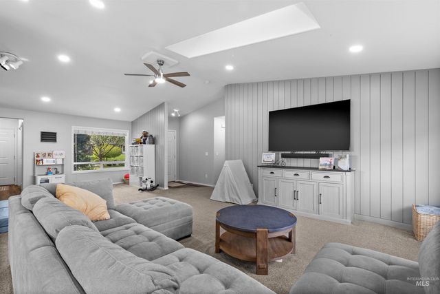 1760 8th Avenue, Clarkston, WA 99403