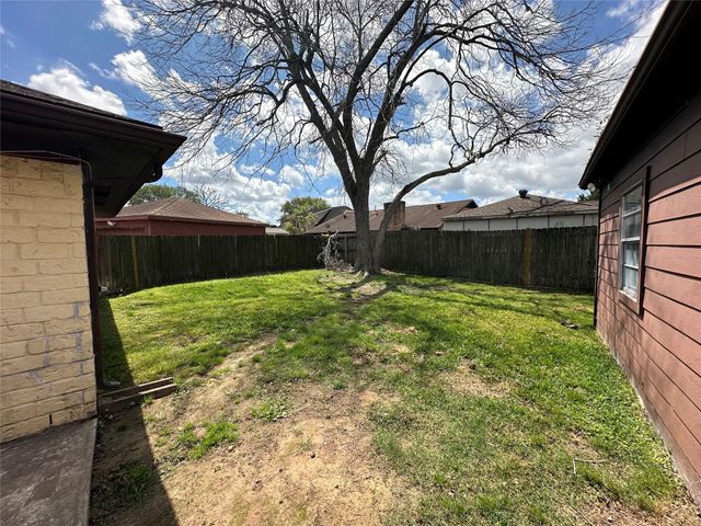 11506 Sagemeadow Lane, Houston, TX 77089