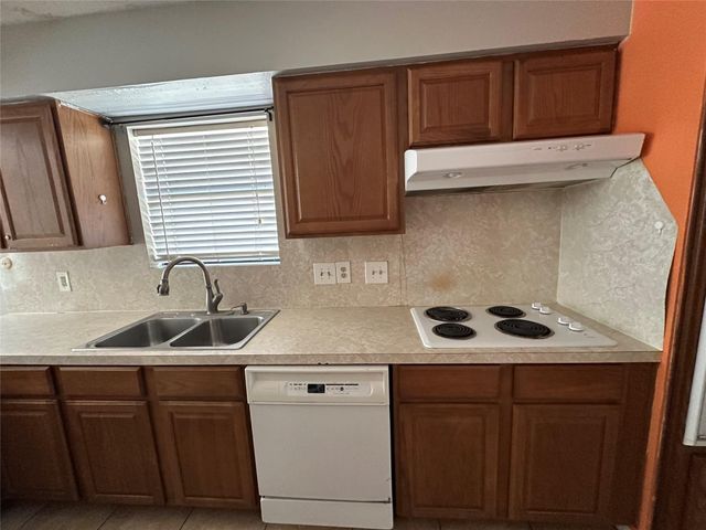 11506 Sagemeadow Lane, Houston, TX 77089