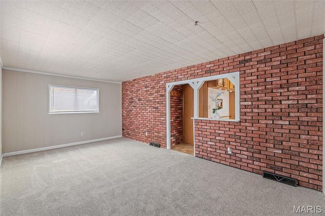 8530 Kathleen Avenue, St Louis, MO 63123