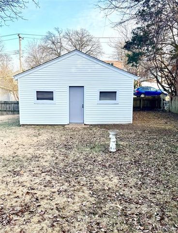 8530 Kathleen Avenue, St Louis, MO 63123