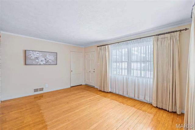 8530 Kathleen Avenue, St Louis, MO 63123