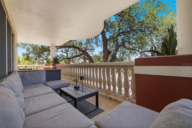 750 4TH AVENUE S 305D, St Petersburg, FL 33701