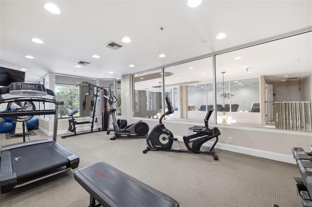 750 4TH AVENUE S 305D, St Petersburg, FL 33701