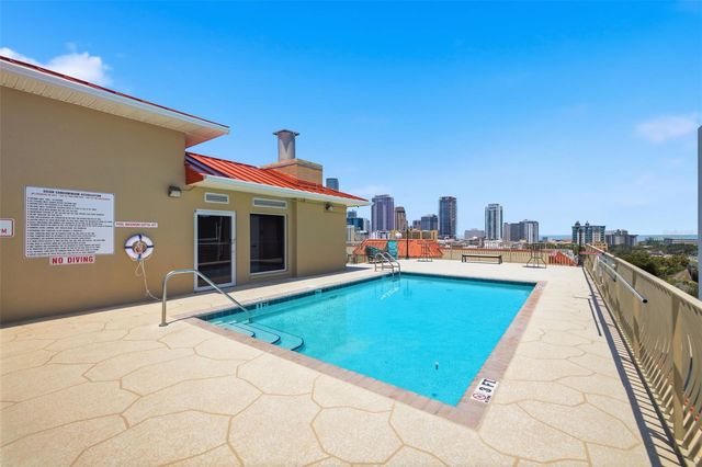 750 4TH AVENUE S 305D, St Petersburg, FL 33701
