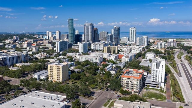750 4TH AVENUE S 305D, St Petersburg, FL 33701