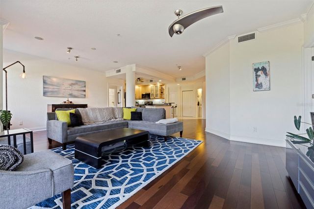 750 4TH AVENUE S 305D, St Petersburg, FL 33701