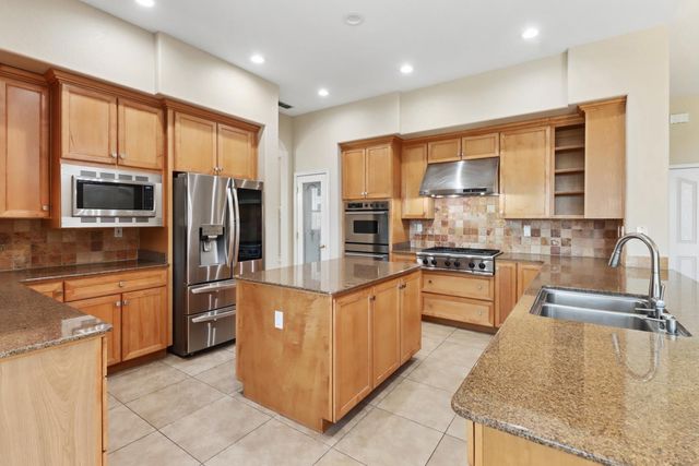 1294 Souza Dr, El Dorado Hills, CA 95762