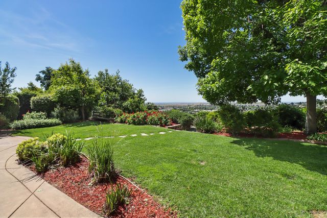 1294 Souza Dr, El Dorado Hills, CA 95762