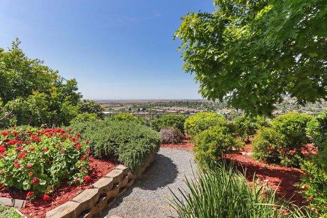 1294 Souza Dr, El Dorado Hills, CA 95762