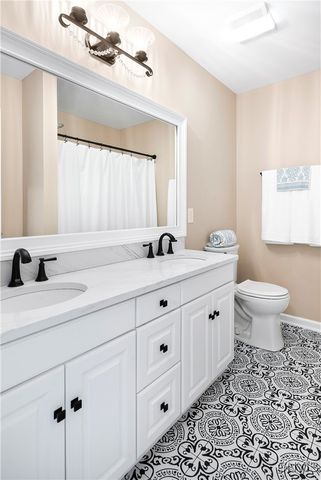 4244 County Line Road, Skaneateles, NY 13152