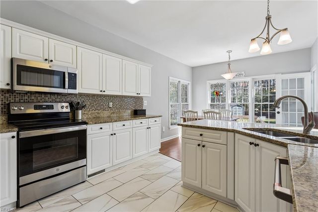 3737 Captain Wynne DR, Williamsburg, VA 23185