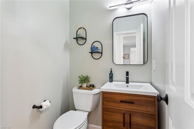 3737 Captain Wynne DR, Williamsburg, VA 23185